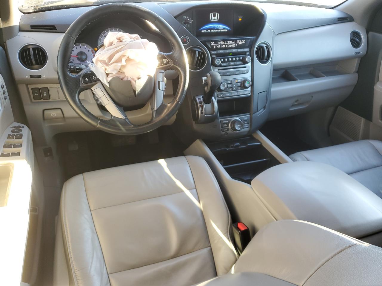 2015 Honda Pilot - Image 8