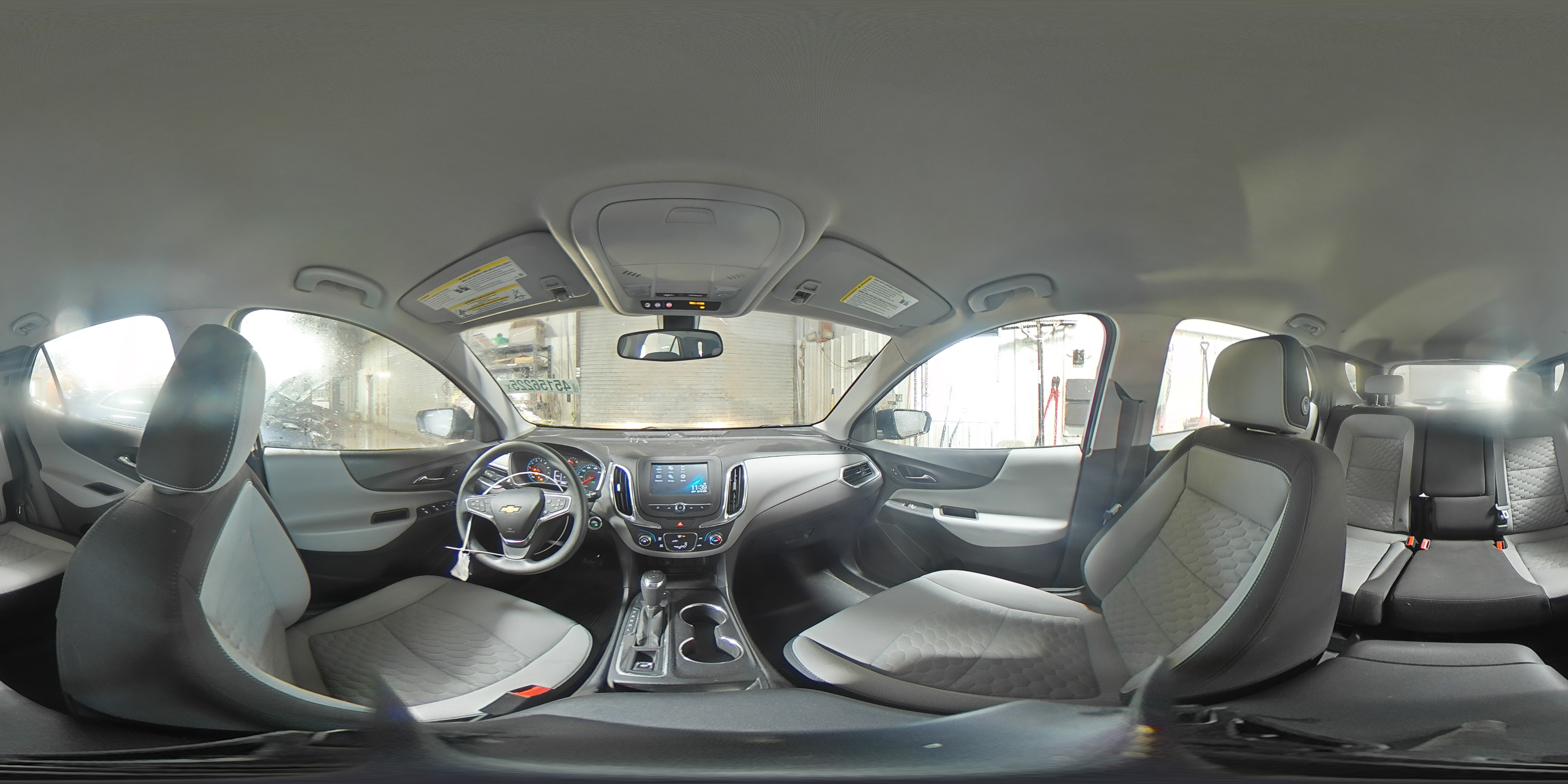 2018 Chevrolet Equinox - Image 14