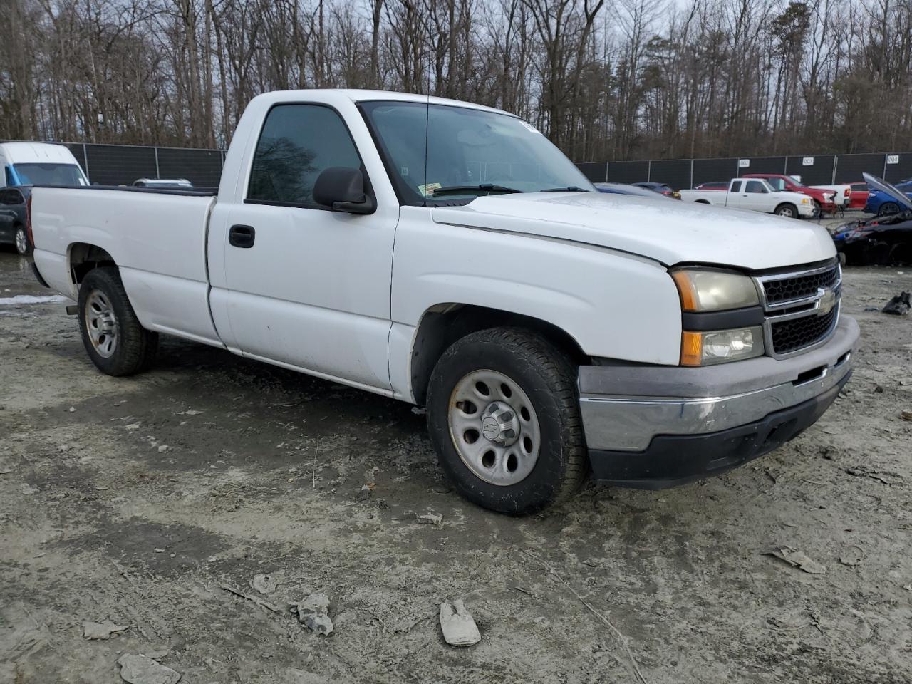 2006 Chevrolet Silverado - Image 4
