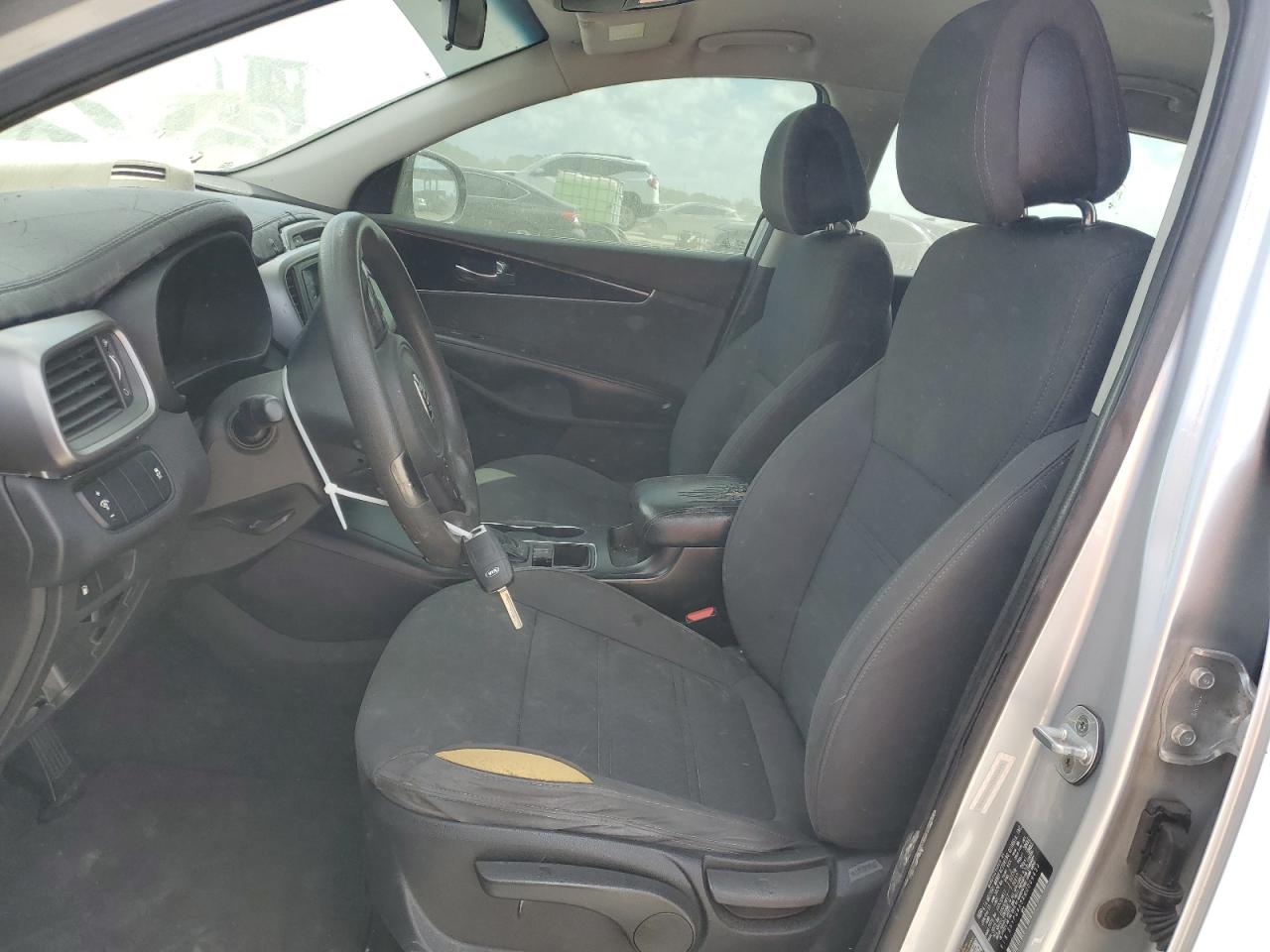 2016 Kia Sorento - Image 7