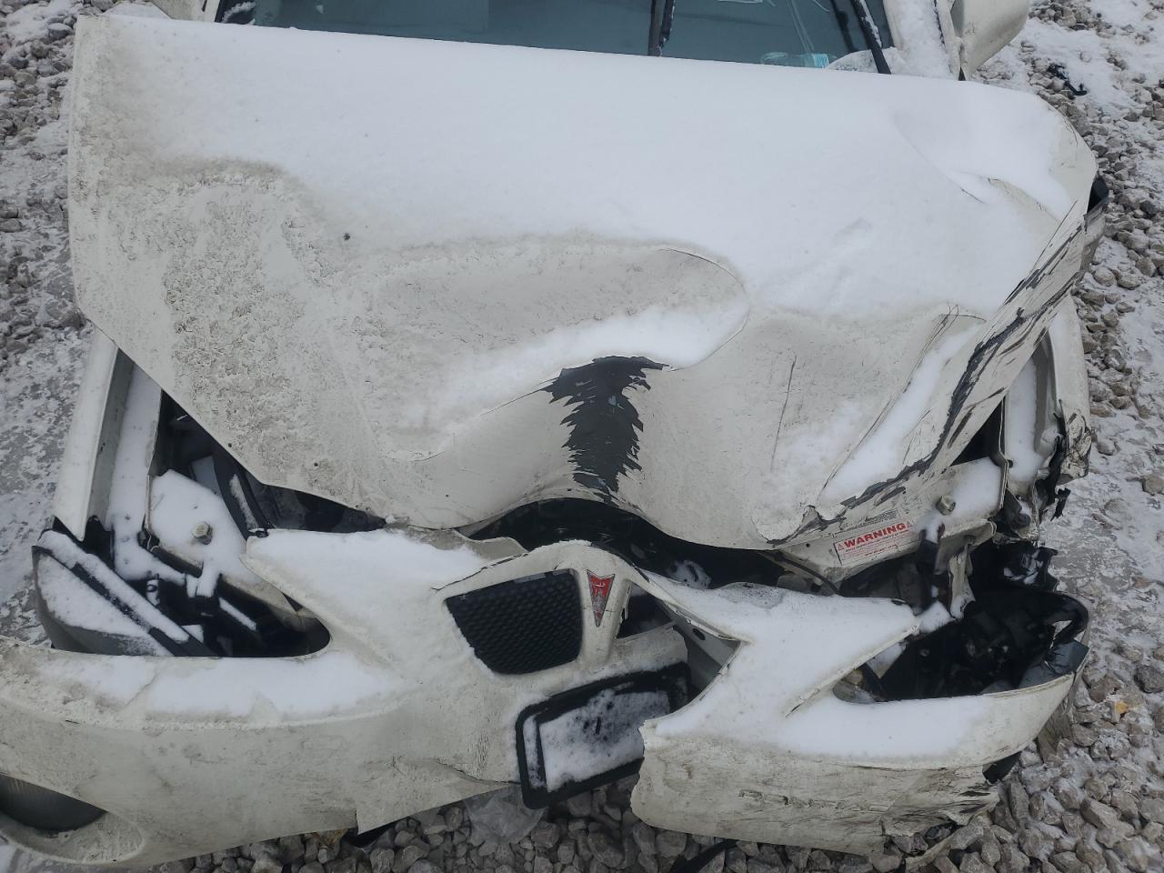 2005 Pontiac Grand Prix - Image 11