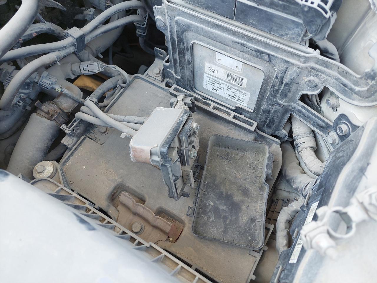 KMHDG41EXCU398132 - 2012 Hyundai Elantra Gls - #43892415