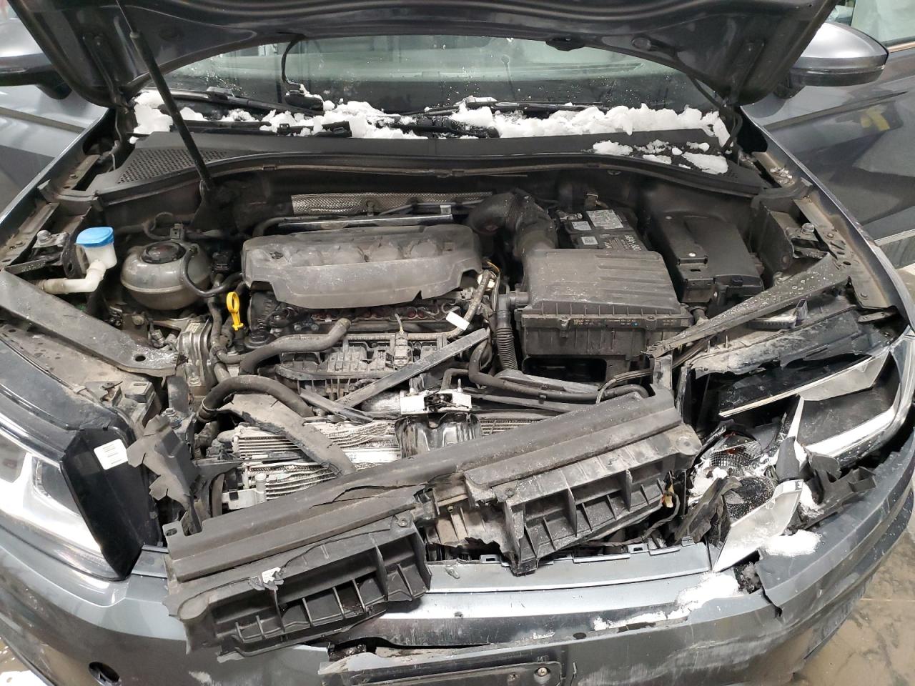 2019 Volkswagen Tiguan - Image 12