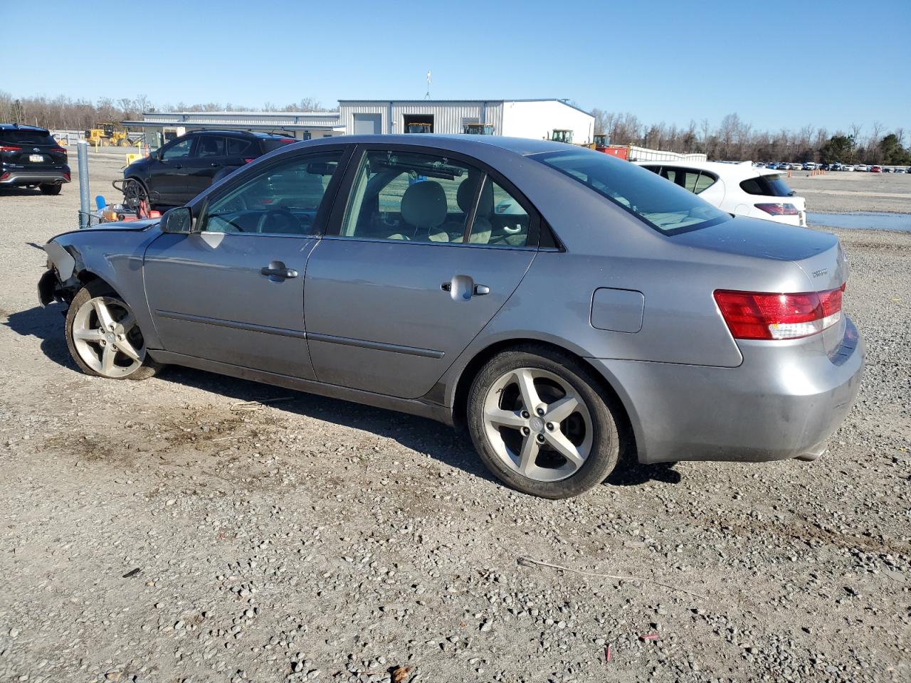 2007 Hyundai Sonata - Image 2