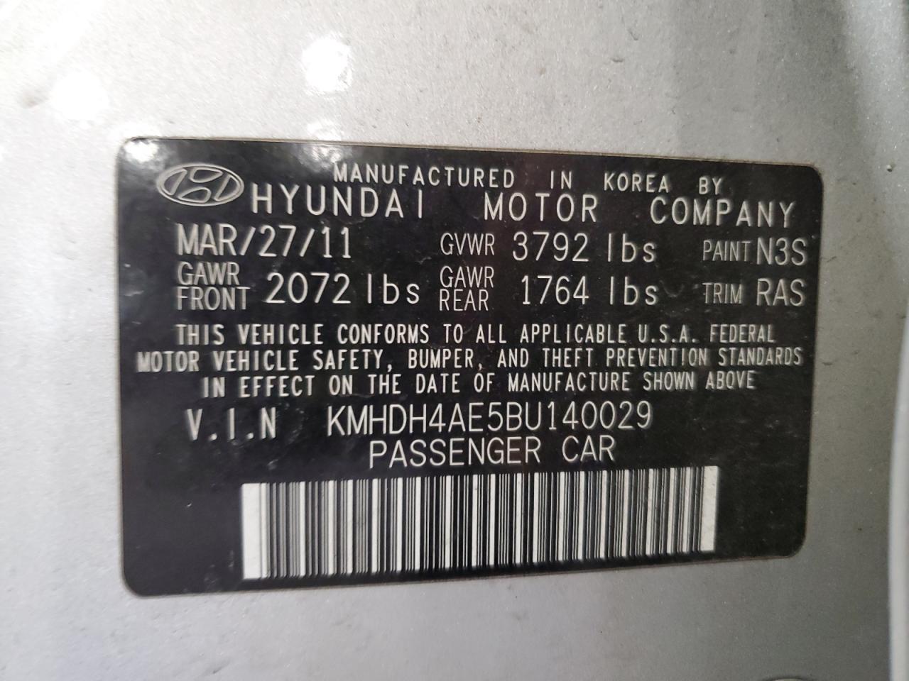 2011 Hyundai Elantra - Image 12