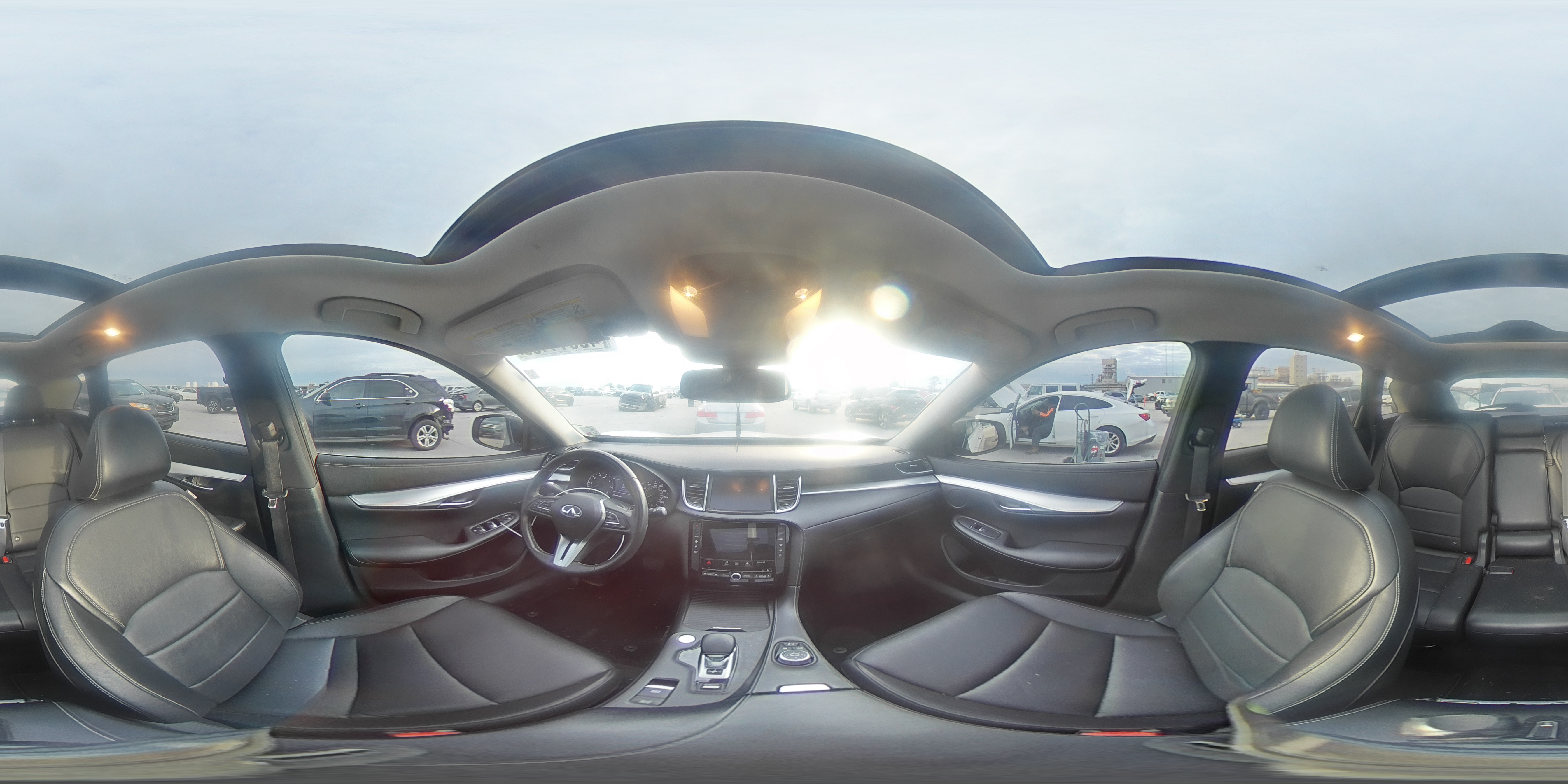 2019 Infiniti QX50 - Image 12