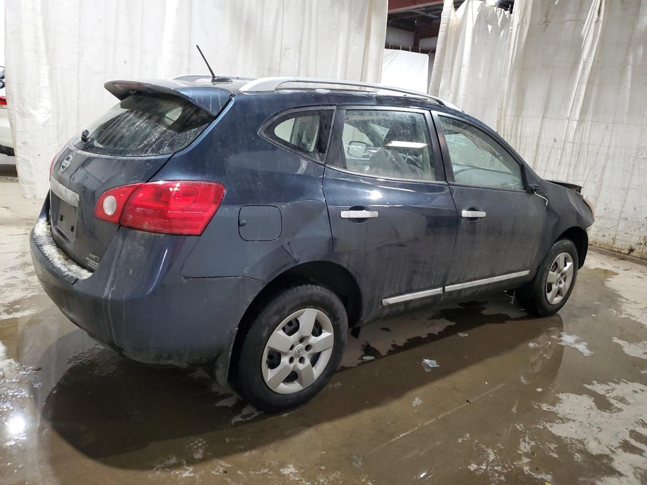 2014 Nissan Rogue - Image 3