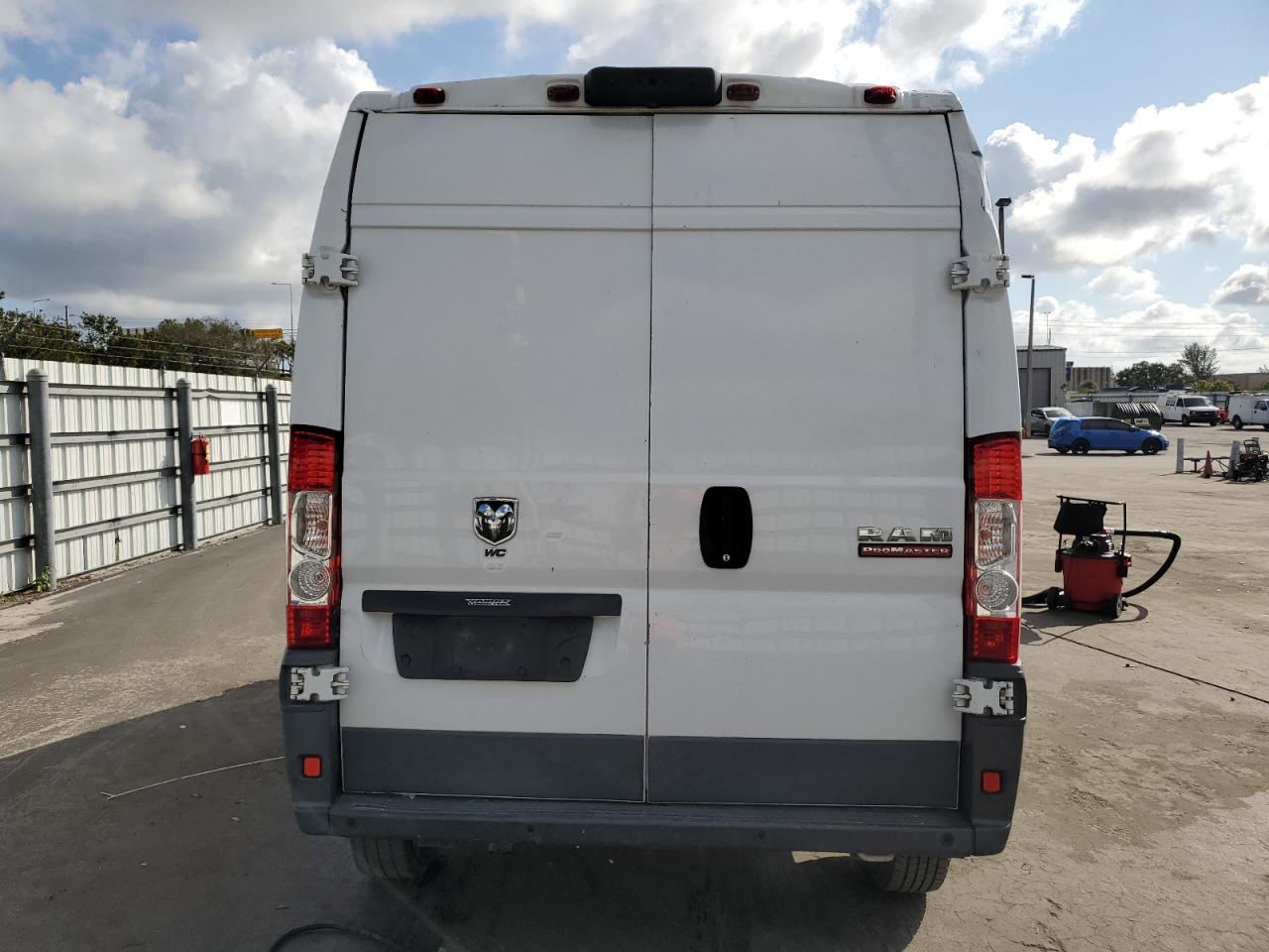 2014 RAM ProMaster City - Image 6