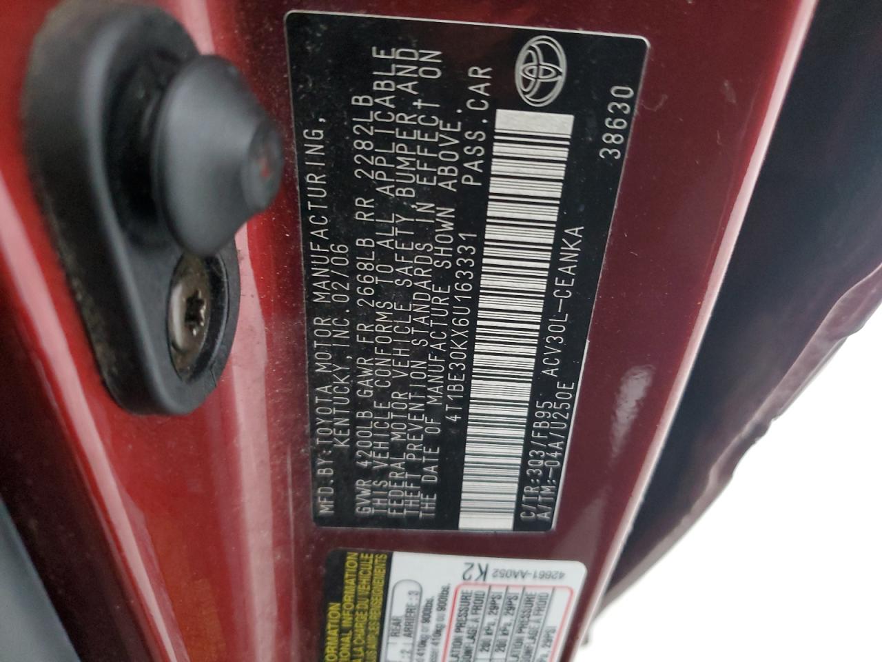 2006 Toyota Camry - Image 12
