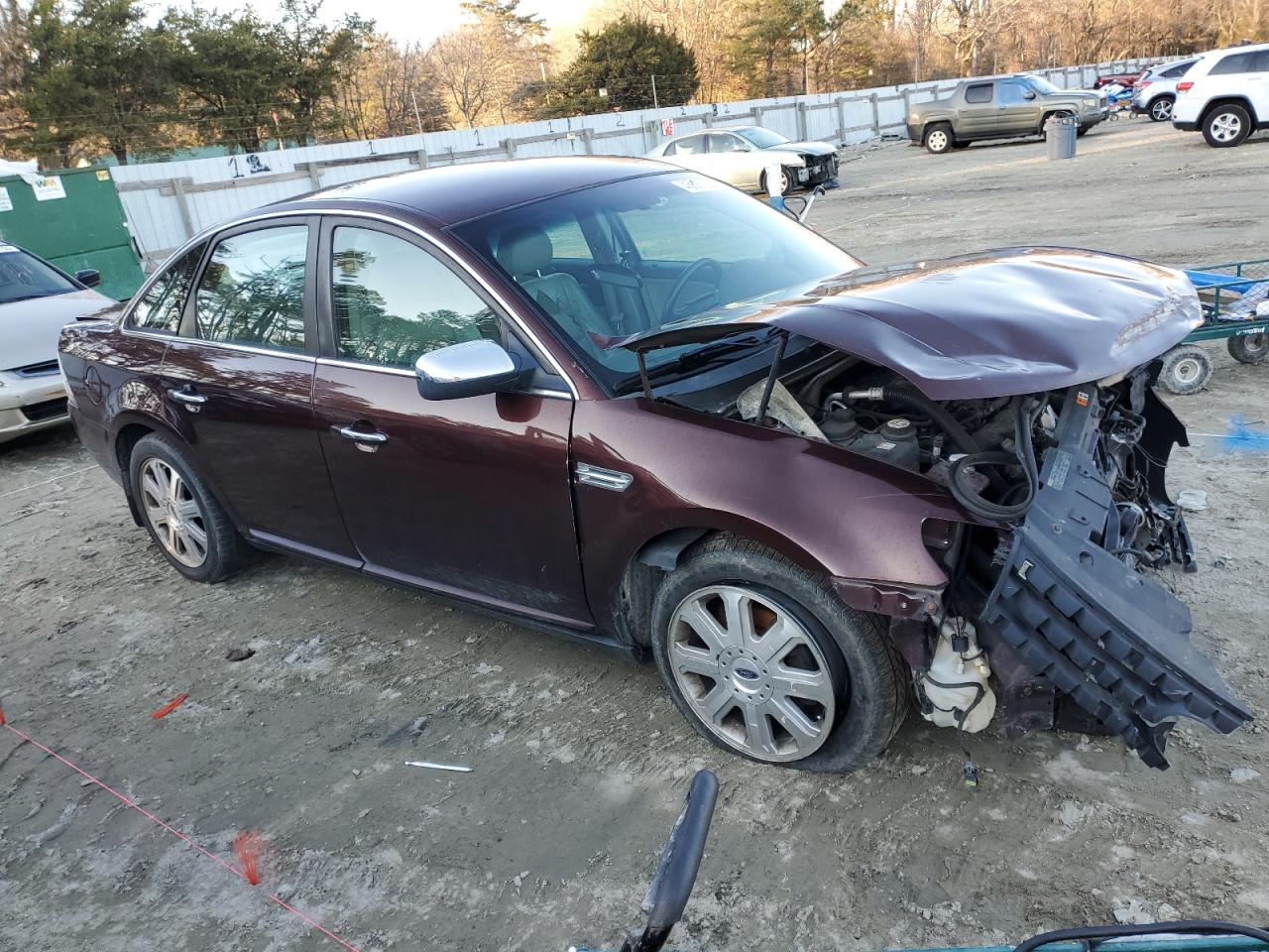 2009 Ford Taurus - Image 4
