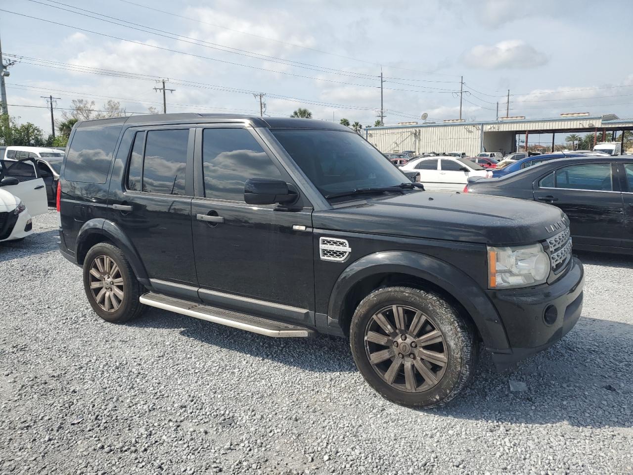 2013 Land Rover LR4 - Image 4
