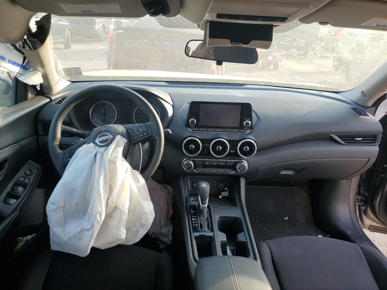 2024 Nissan Sentra - Image 8