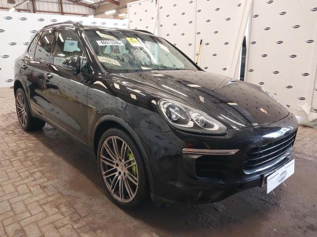 2017 PORSCHE CAYENNE PL