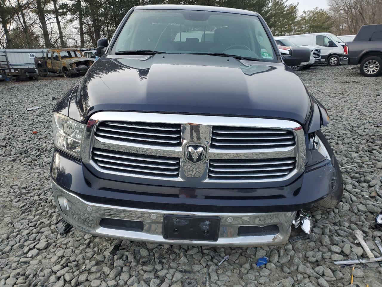 2016 RAM 1500 - Image 5