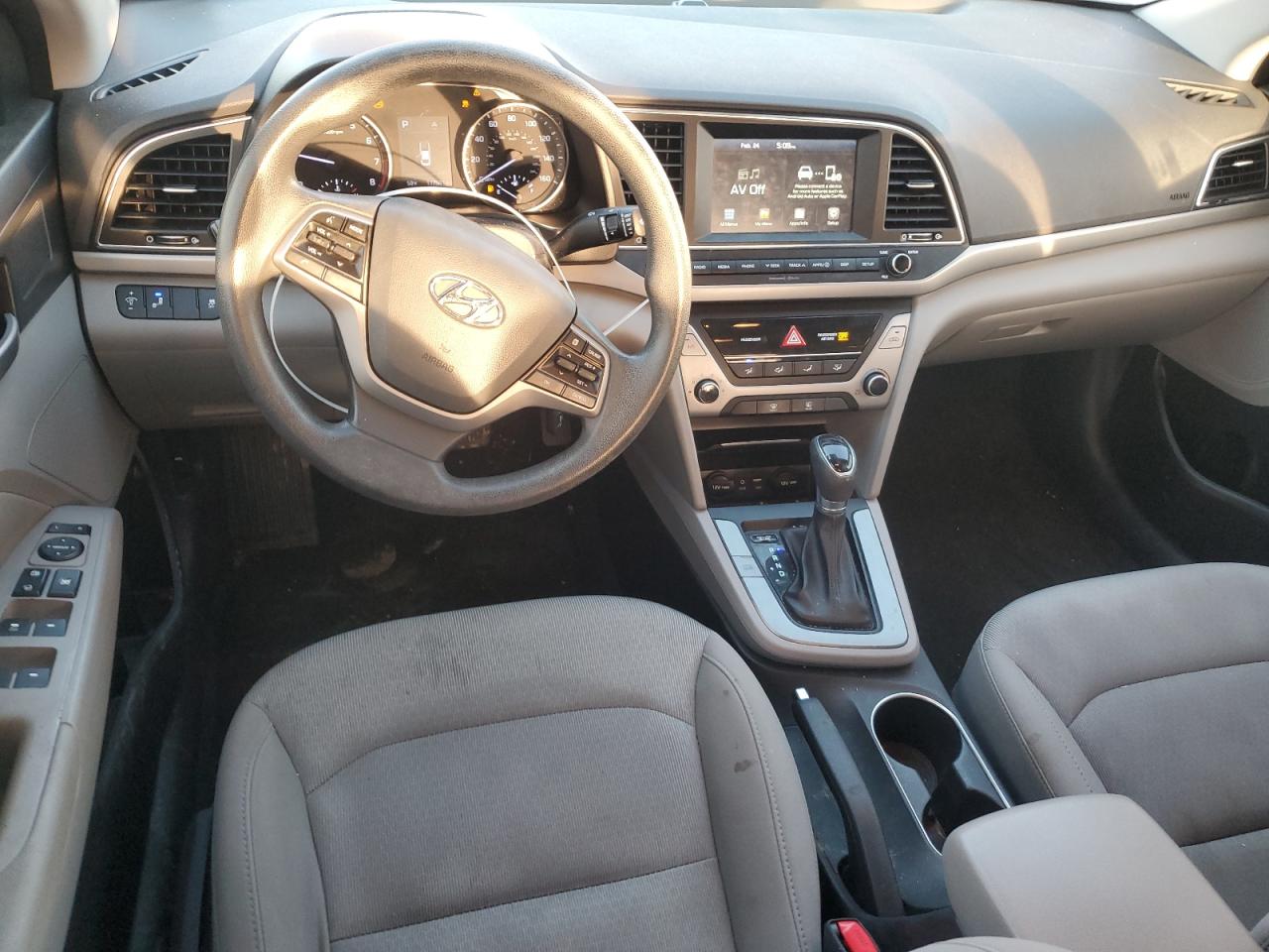 2018 Hyundai Elantra - Image 8