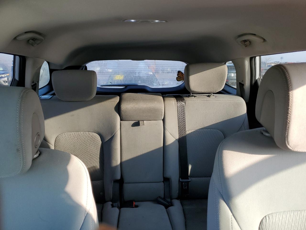 2017 Hyundai Santa Fe - Image 10