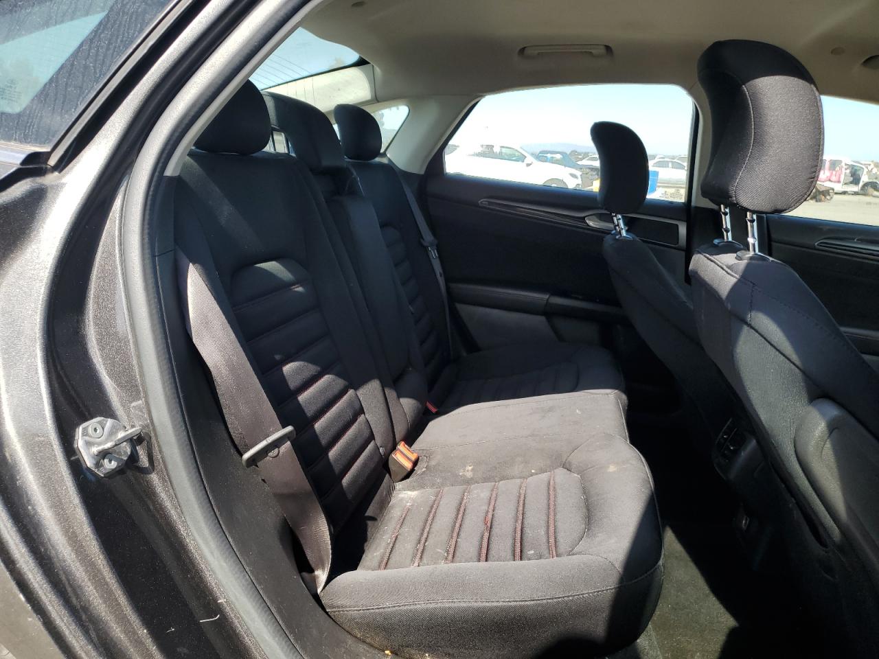 2015 Ford Fusion - Image 10