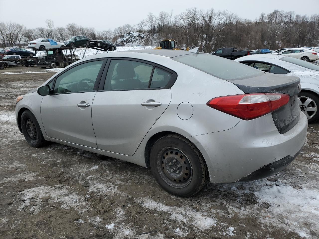 2016 Kia Forte - Image 2