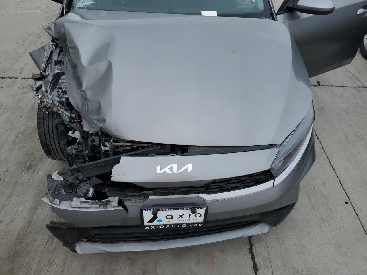 2022 Kia Forte - Image 11