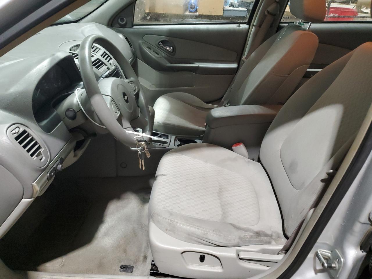 2004 Chevrolet Malibu - Image 7