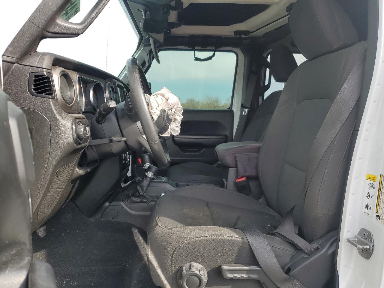 2019 Jeep Wrangler - Image 7