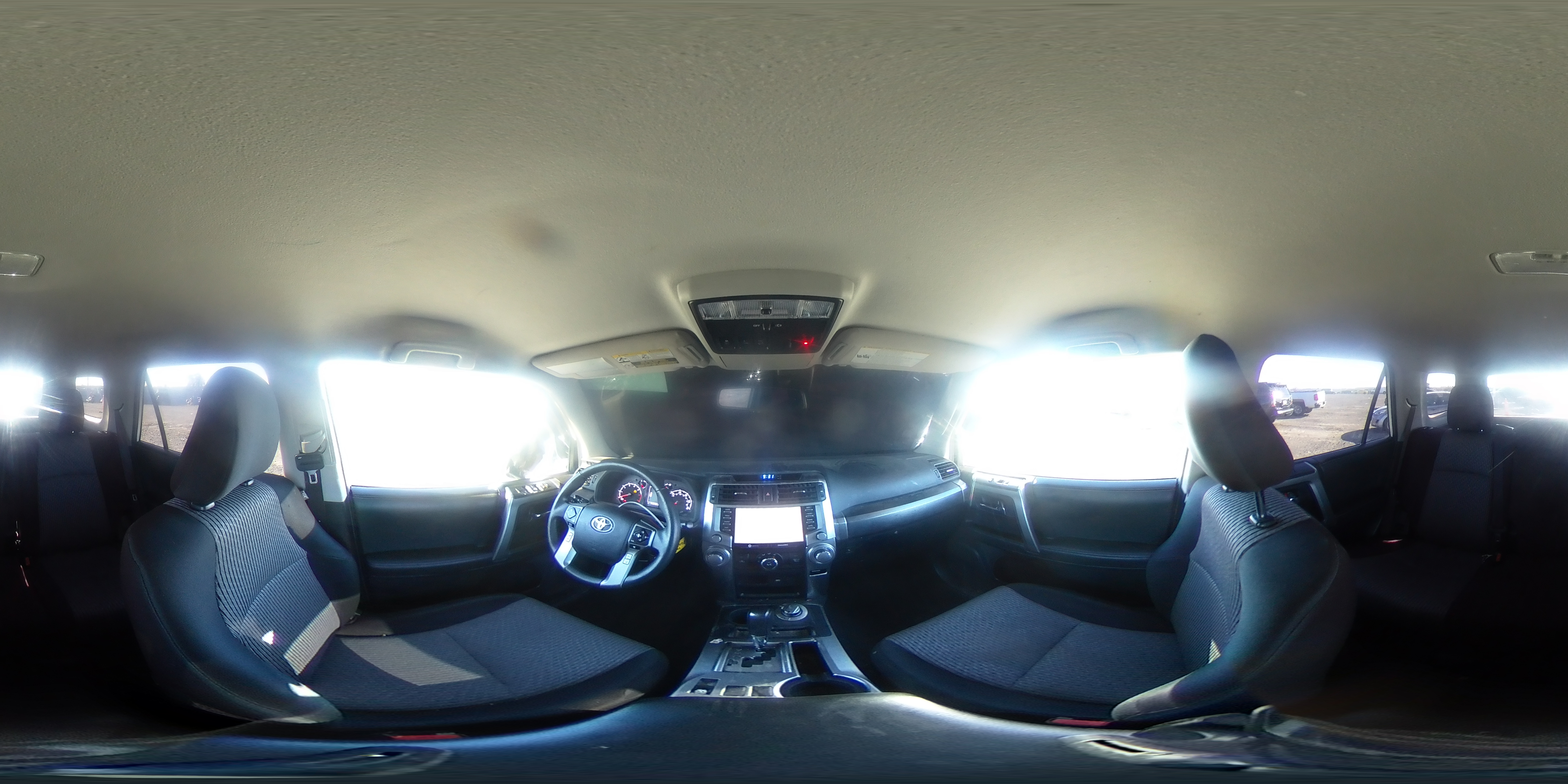 2020 Toyota 4Runner - Image 14