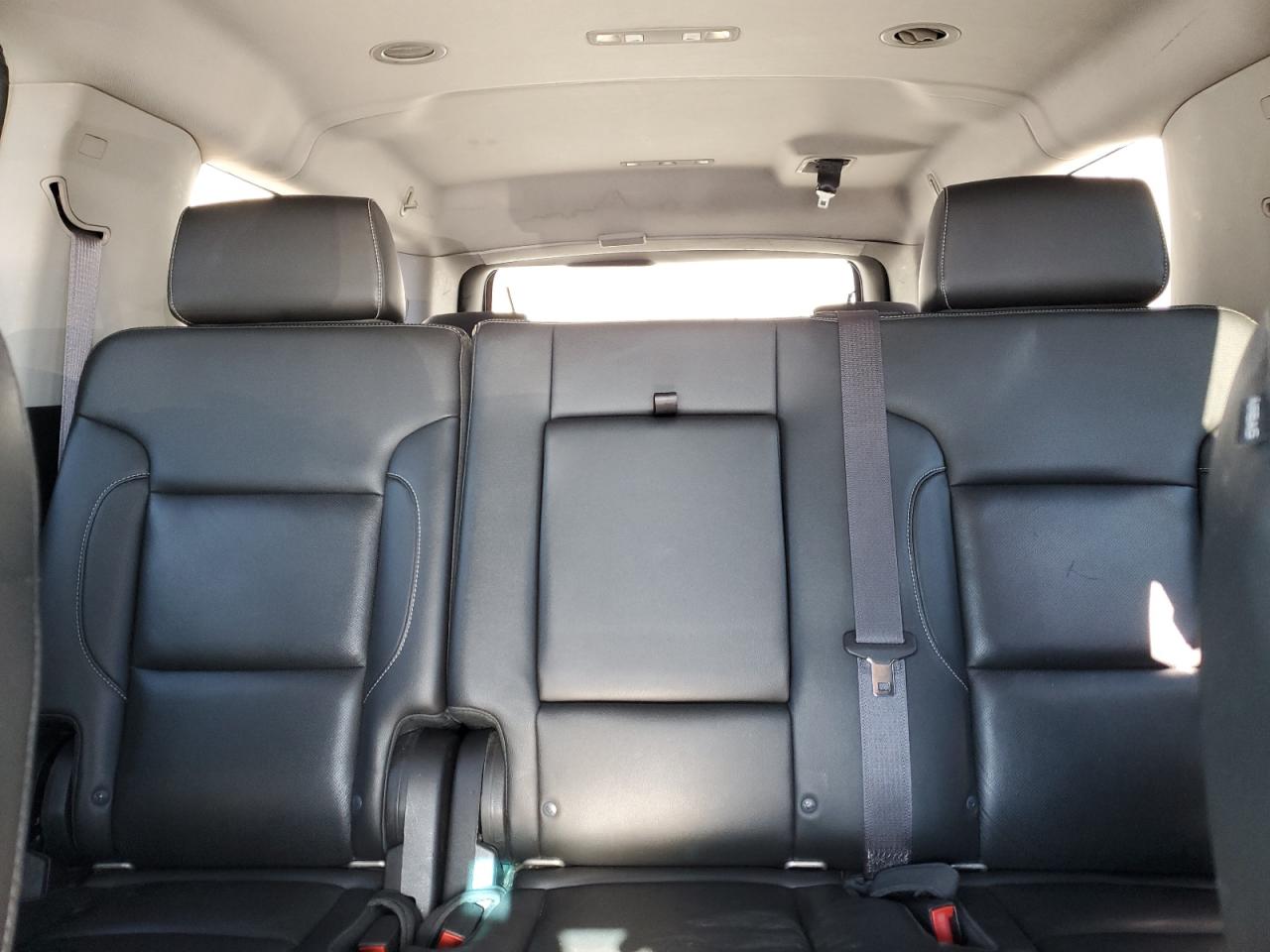 2015 GMC Yukon - Image 10
