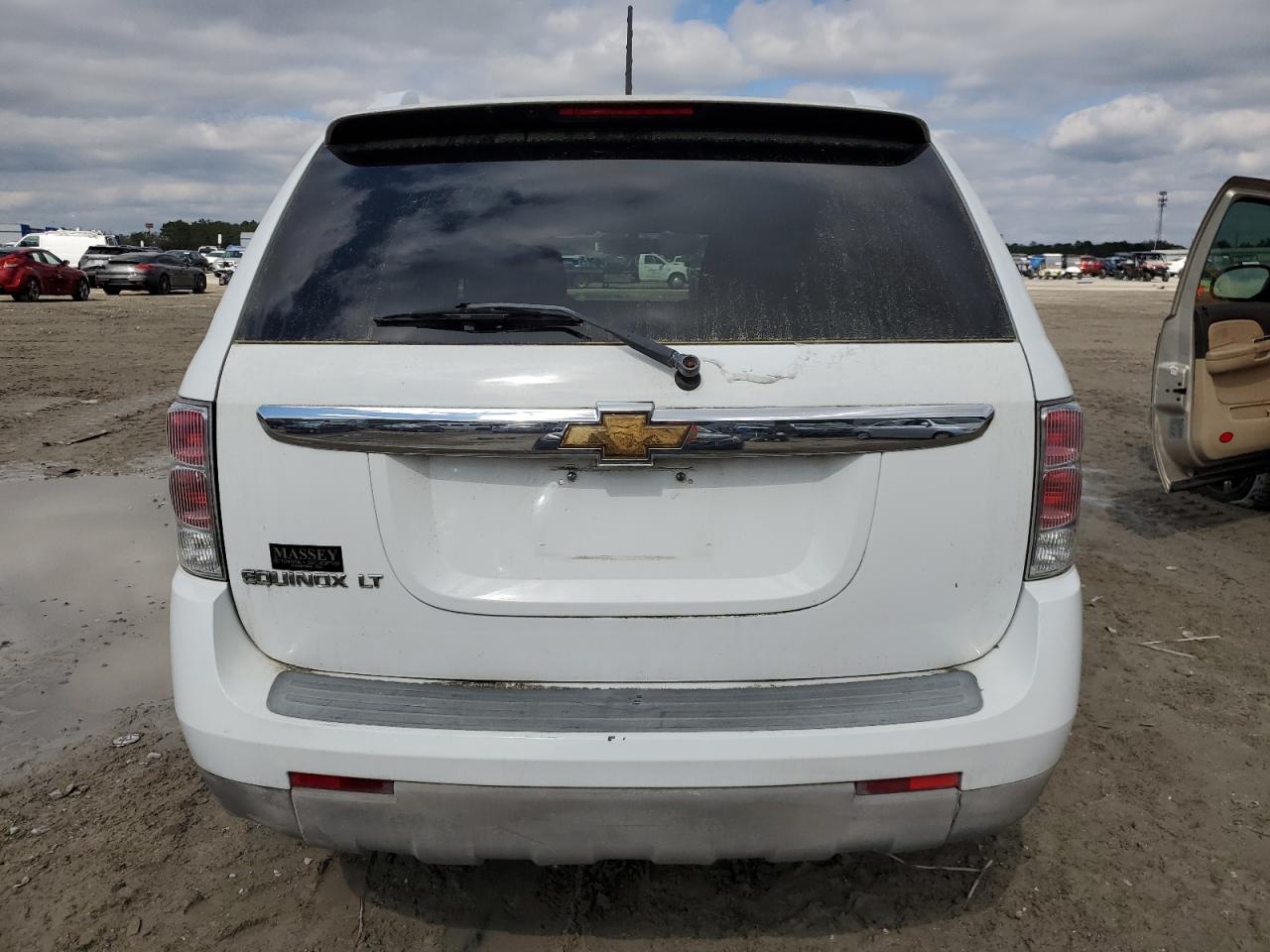 2018 Chevrolet Equinox - Image 6