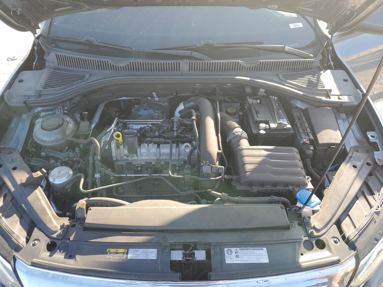 2019 Volkswagen Jetta - Image 11