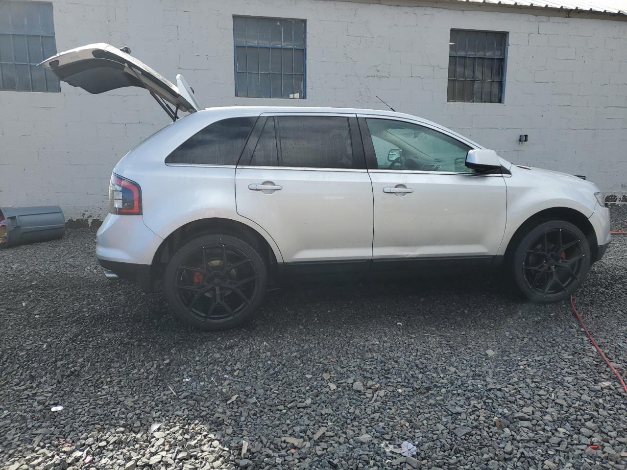 2010 Ford Edge - Image 3