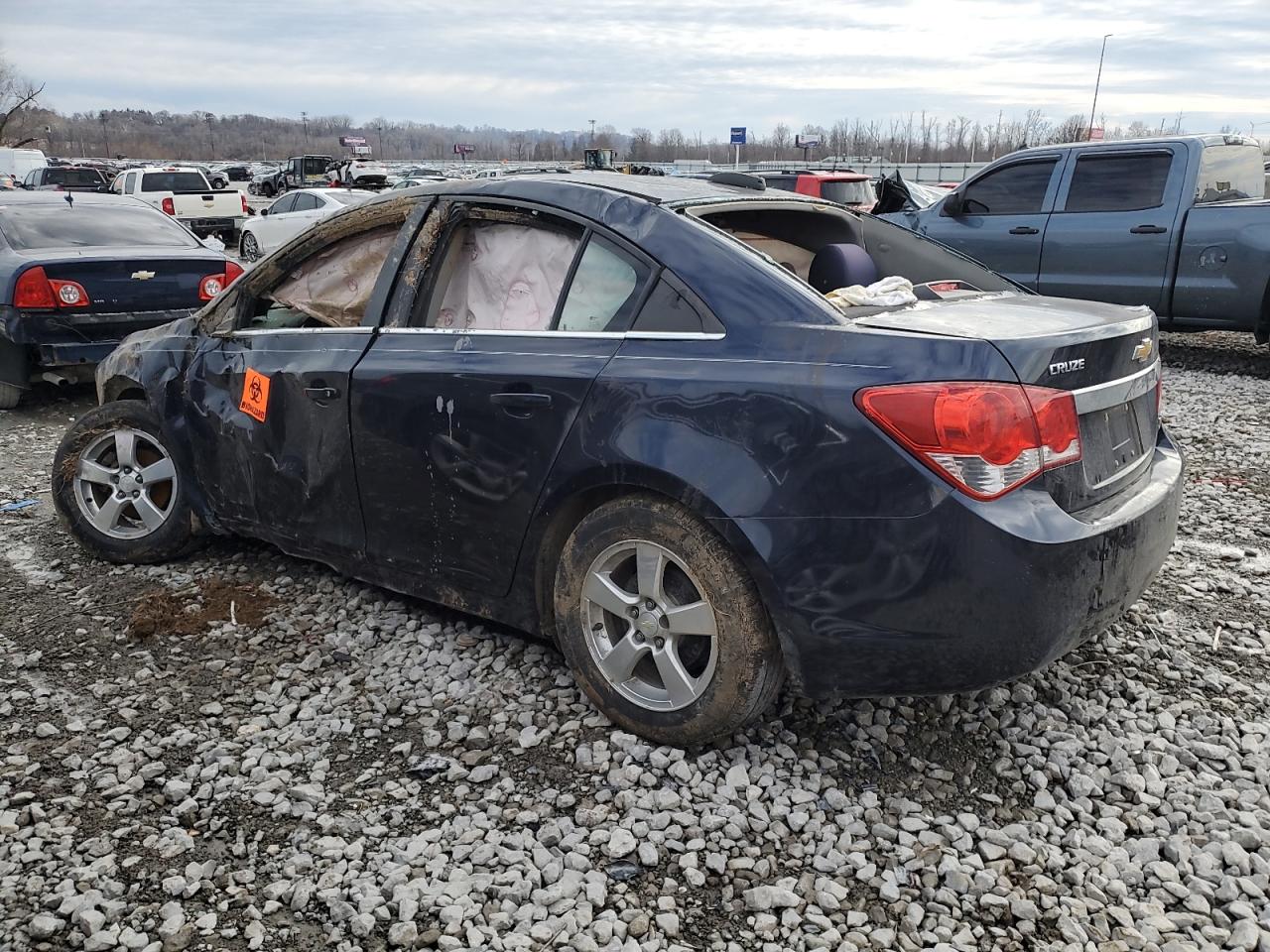 2015 Chevrolet Cruze - Image 2