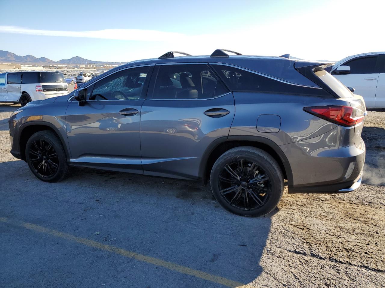 2018 Lexus RX - Image 2