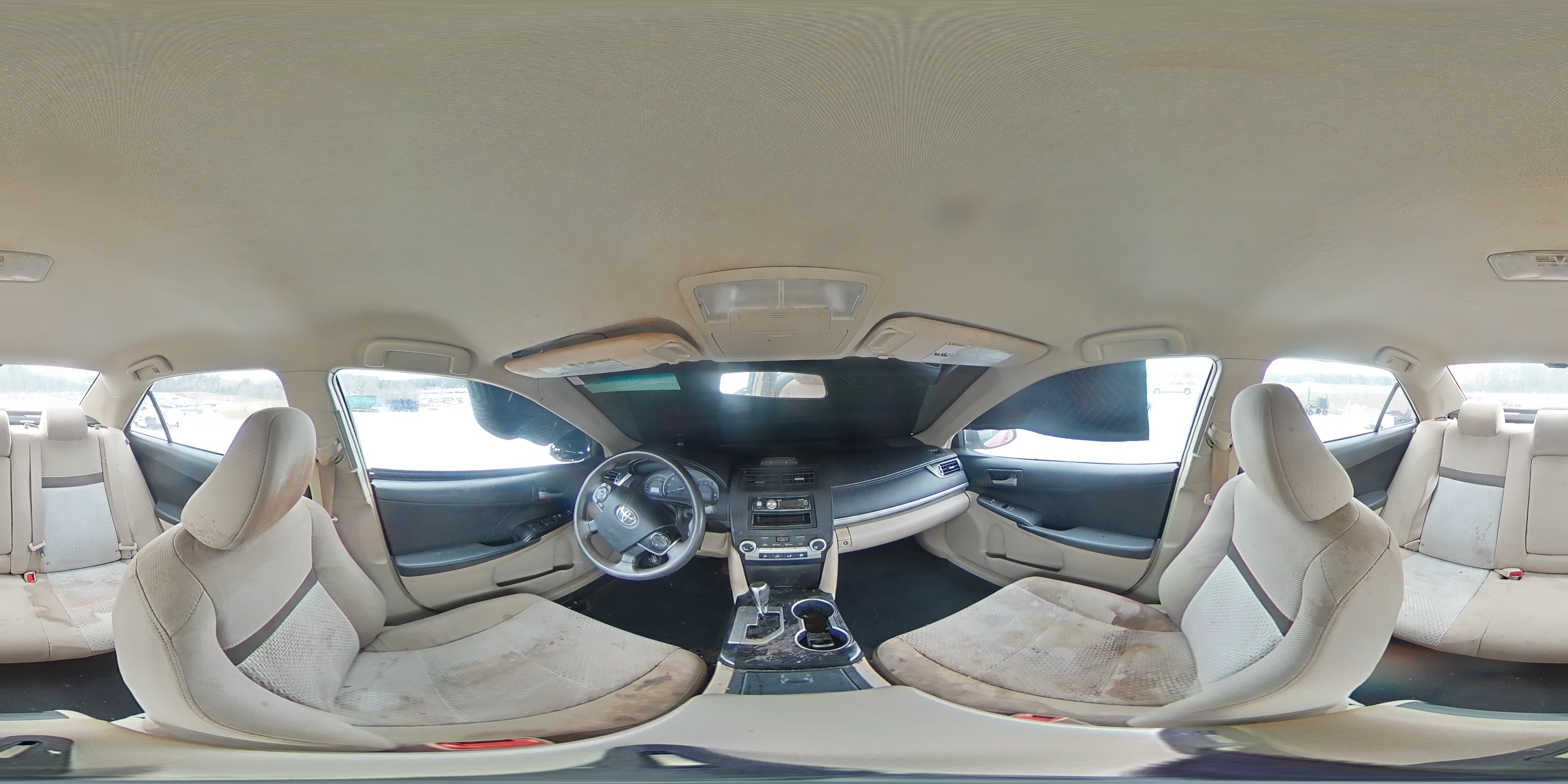 2012 Toyota Camry - Image 13