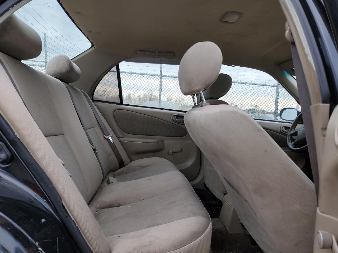 2000 Toyota Corolla - Image 10