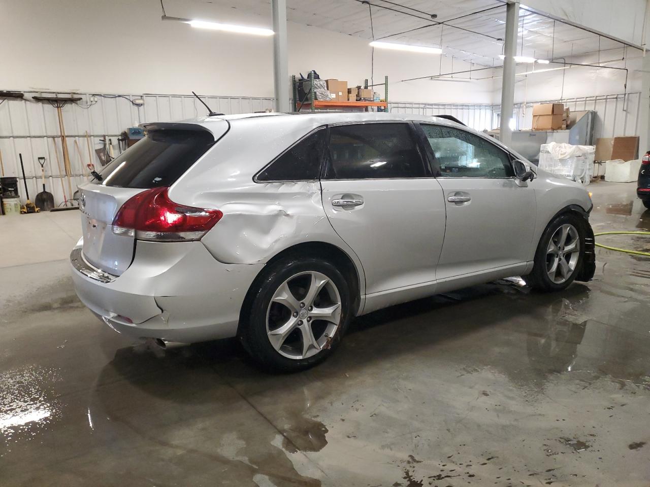 2013 Toyota Venza - Image 3