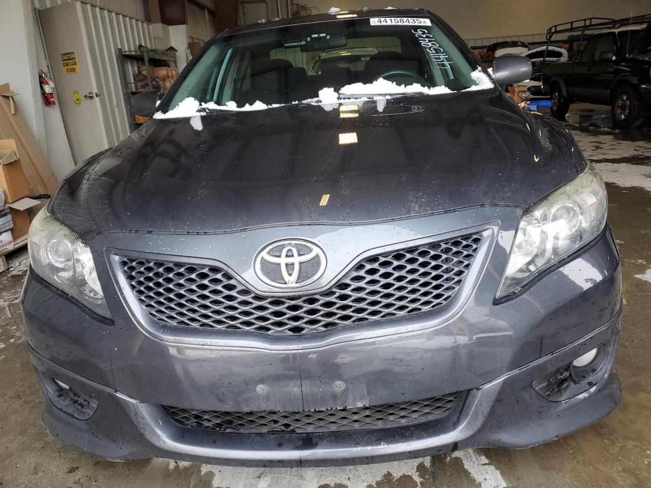 2011 Toyota Camry - Image 5