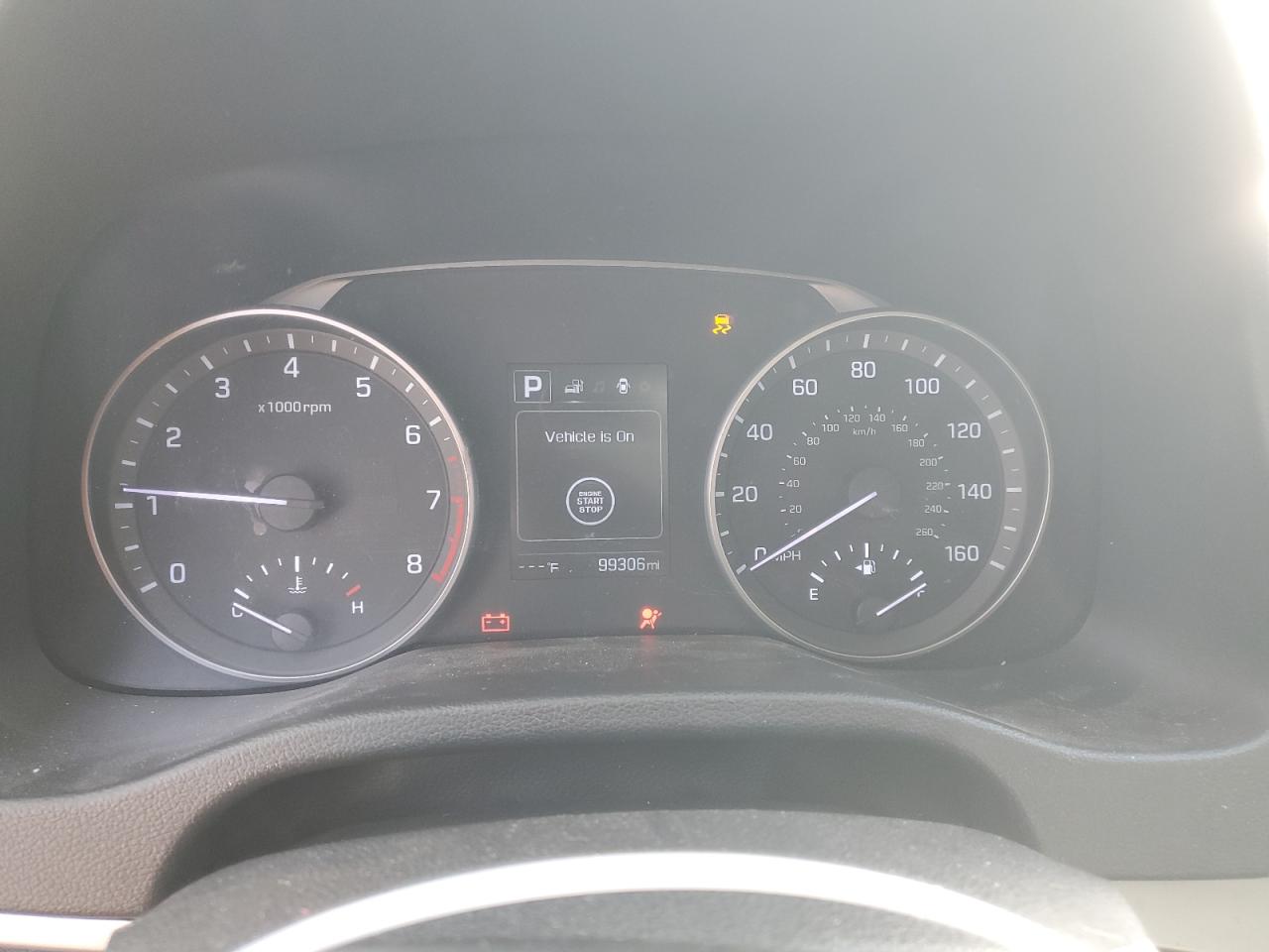 2017 Hyundai Elantra - Image 9