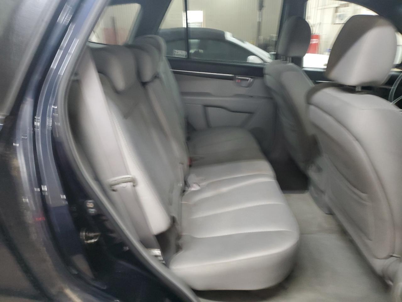 2007 Hyundai Santa Fe - Image 11