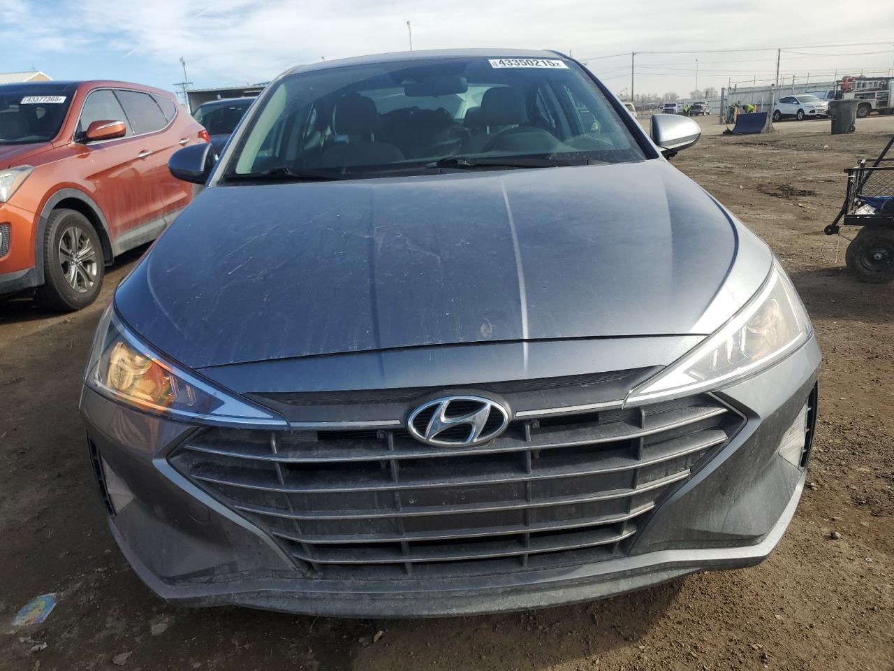 2019 Hyundai Elantra - Image 5