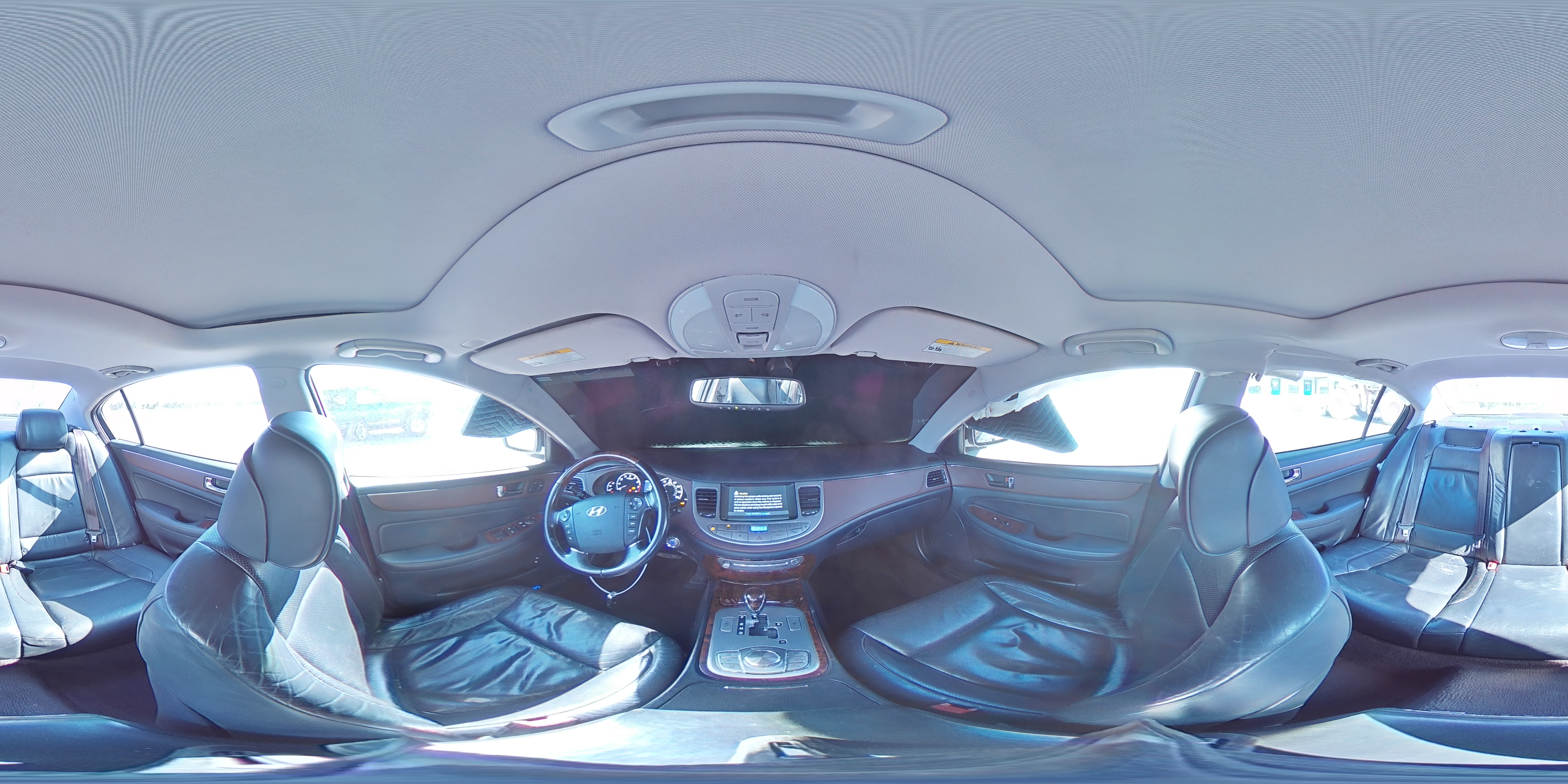 2009 Hyundai Genesis - Image 13