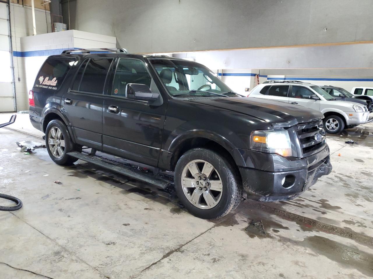 2010 Ford Expedition - Image 4