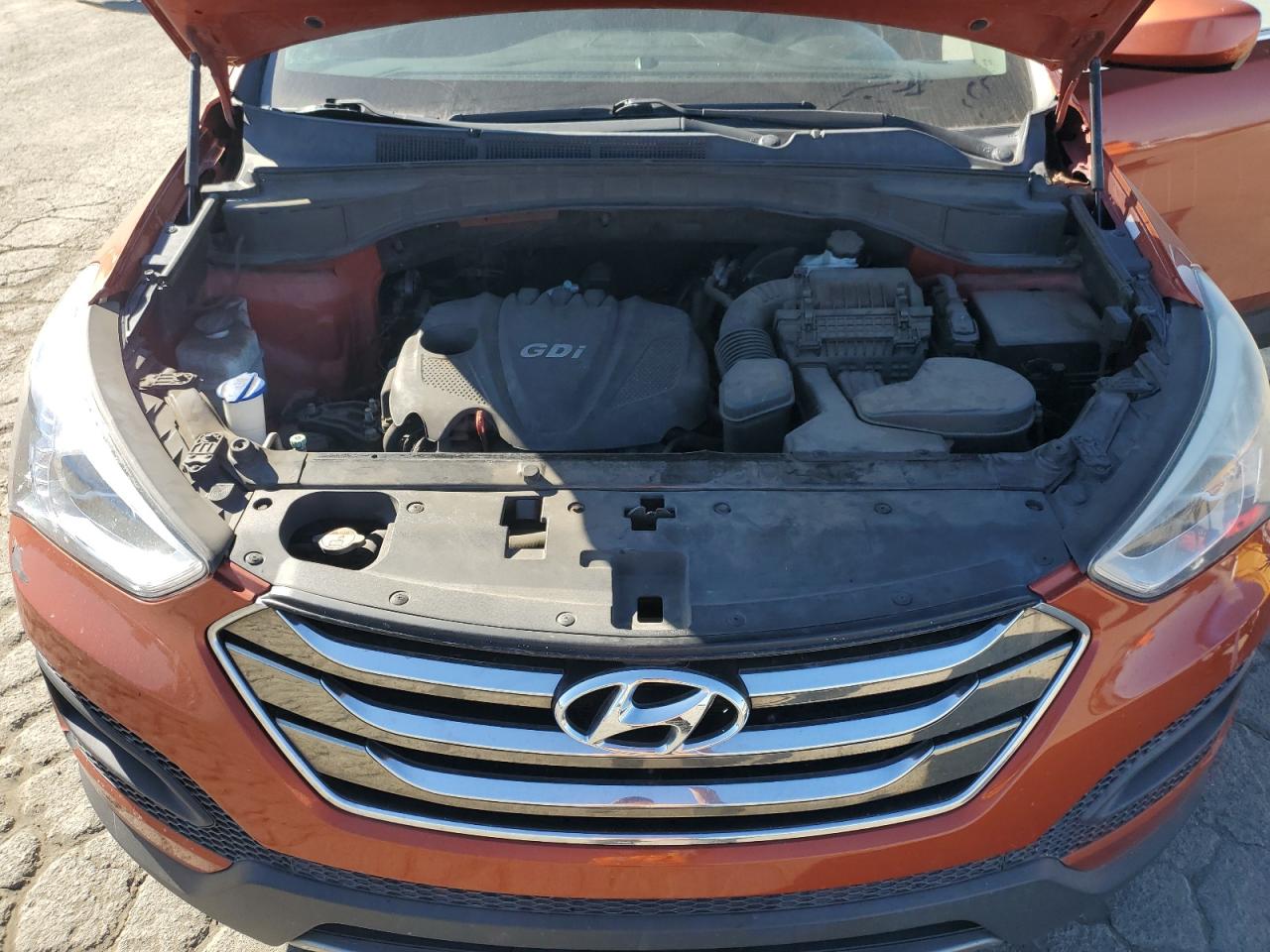 2014 Hyundai Santa Fe - Image 12