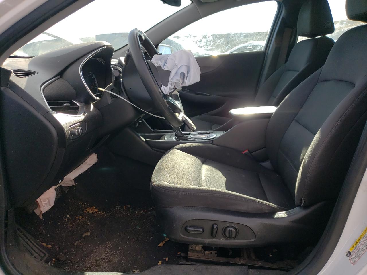 2017 Chevrolet Malibu - Image 7