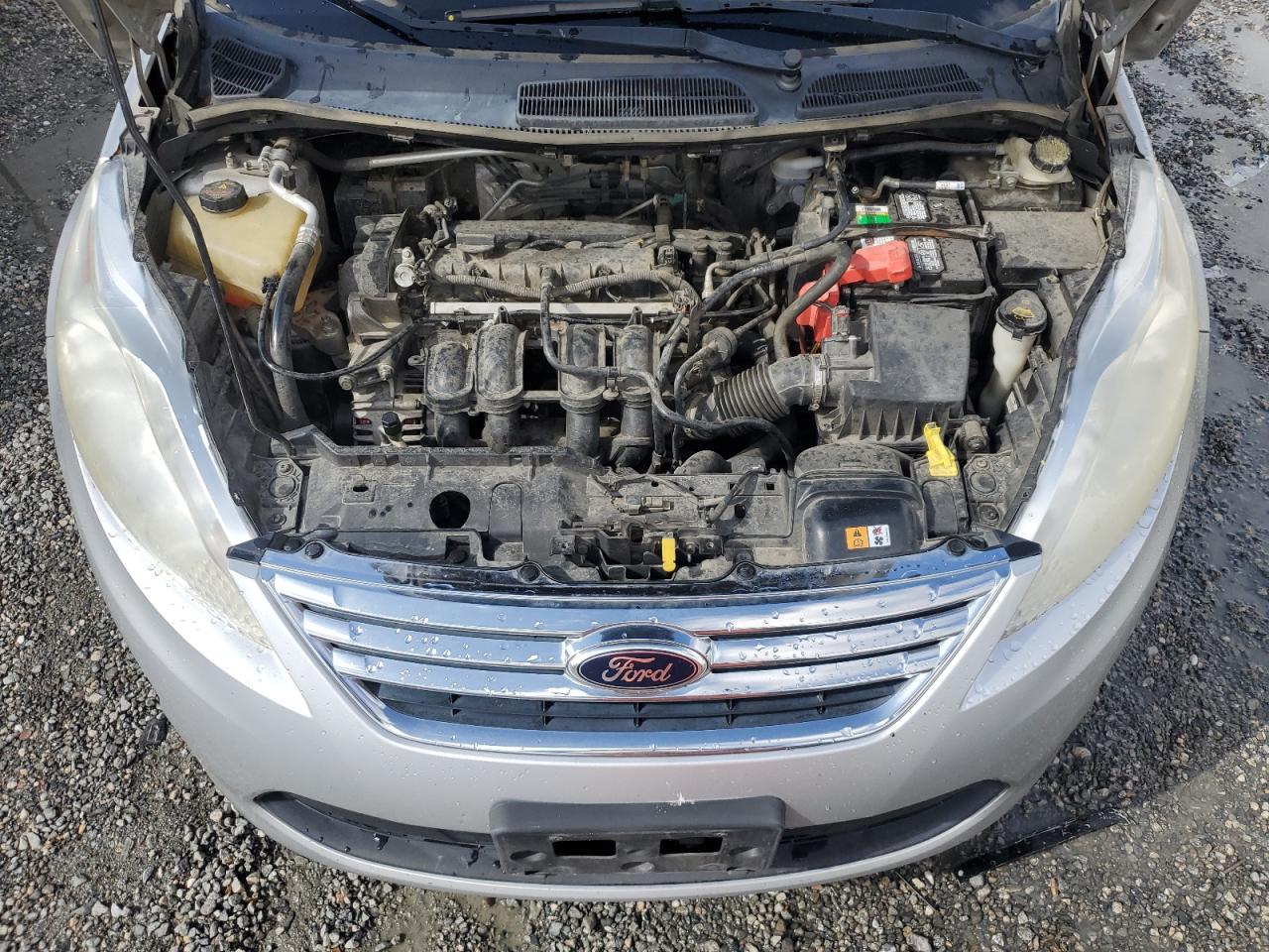 2013 Ford Fiesta - Image 11