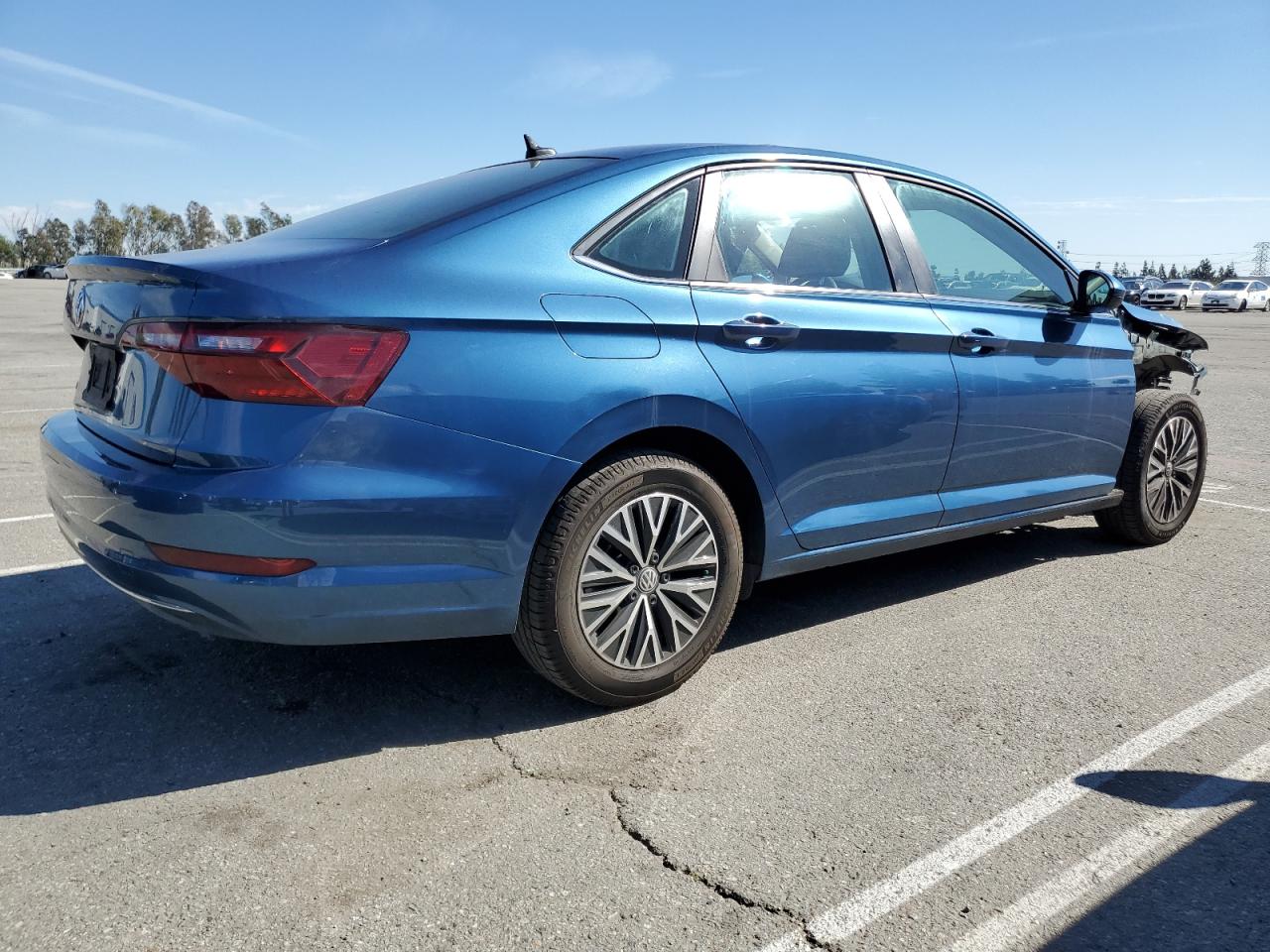 2020 Volkswagen Jetta - Image 3
