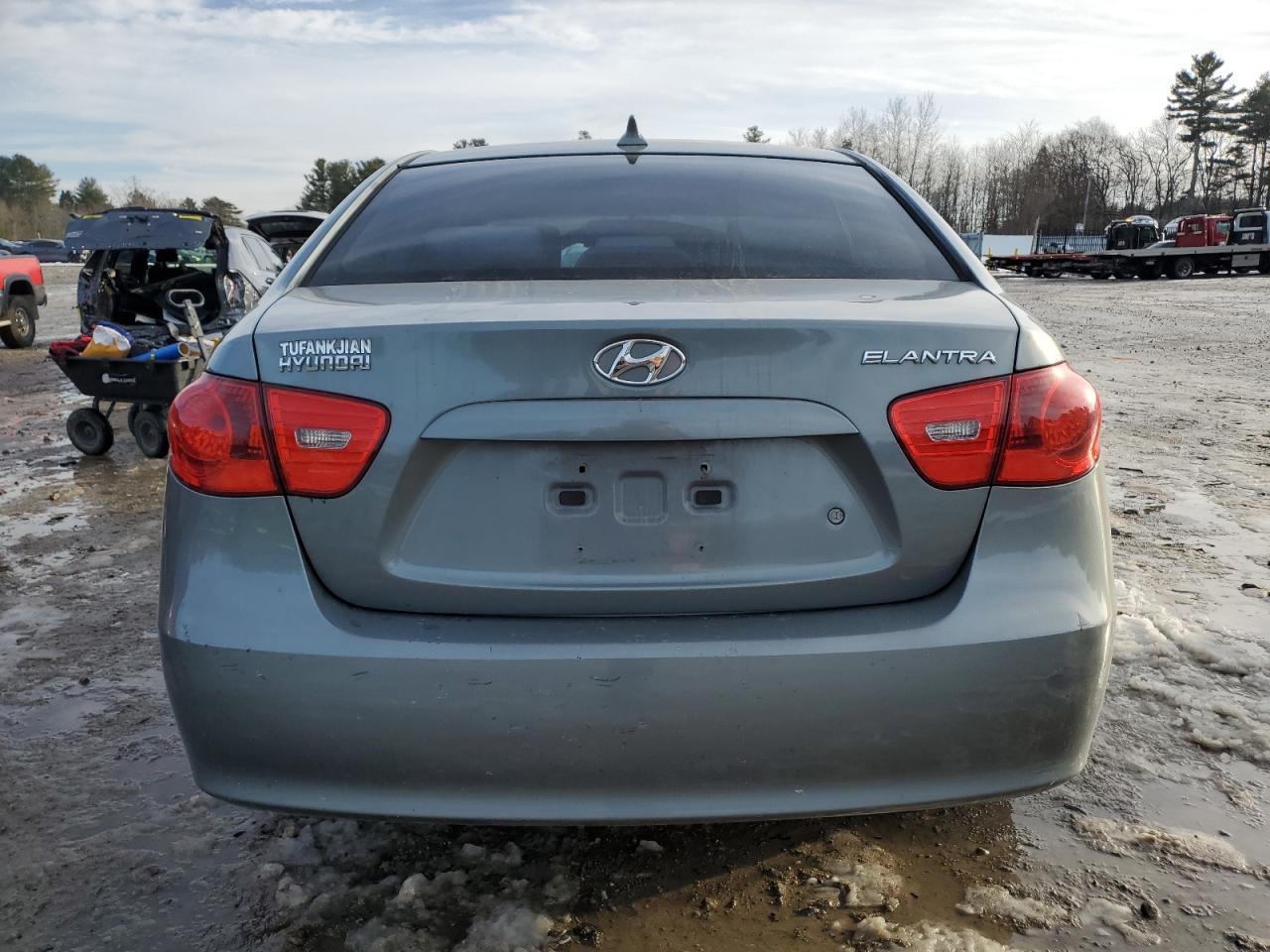 2009 Hyundai Elantra - Image 6