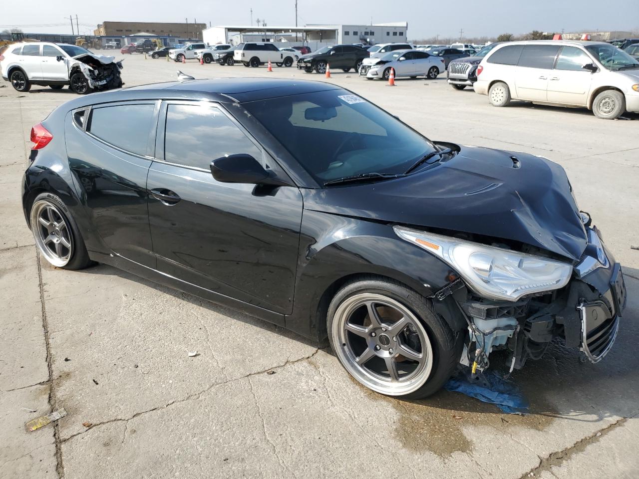 2014 Hyundai Veloster - Image 4