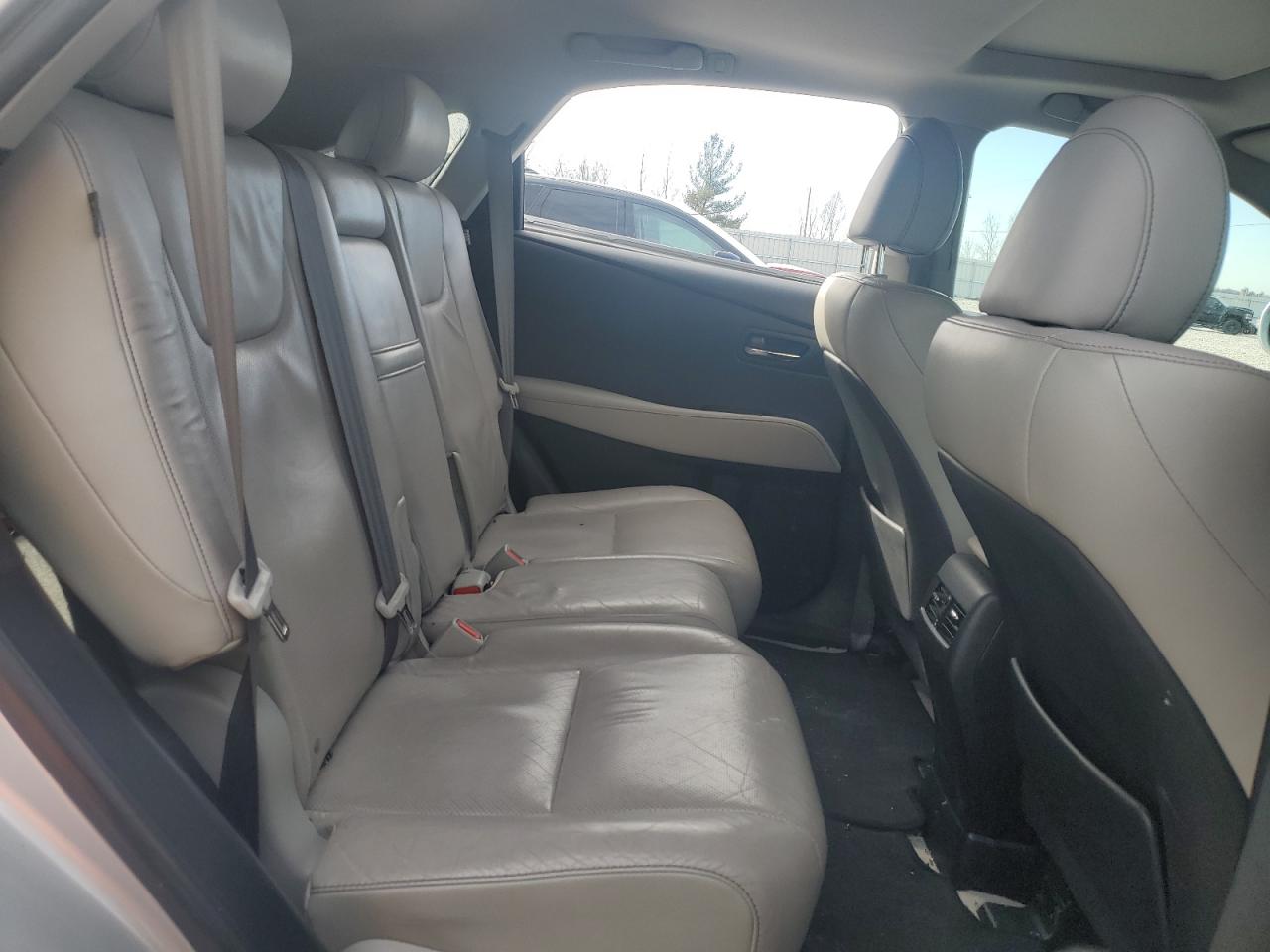 2015 Lexus RX - Image 11