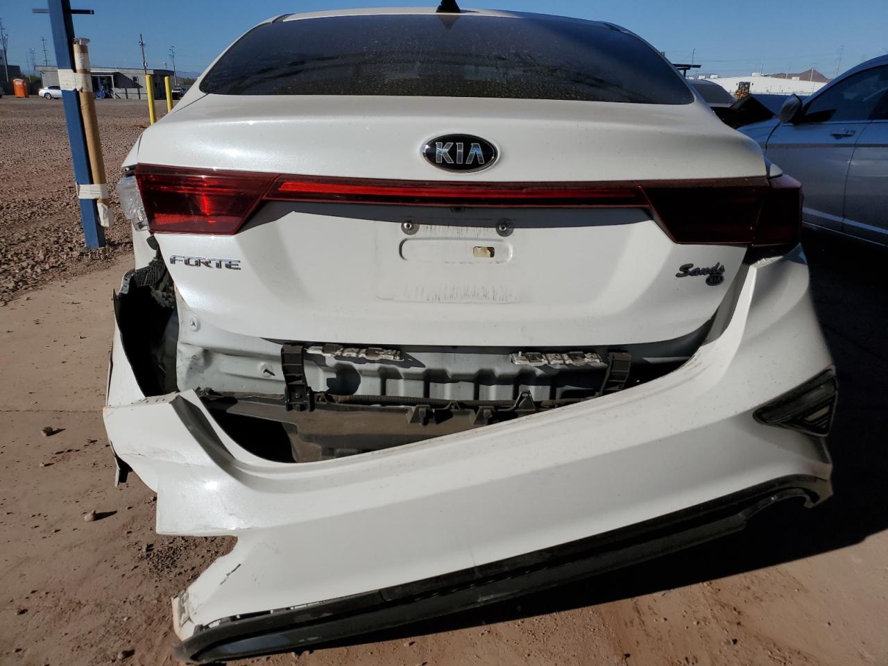 2021 Kia Forte - Image 6