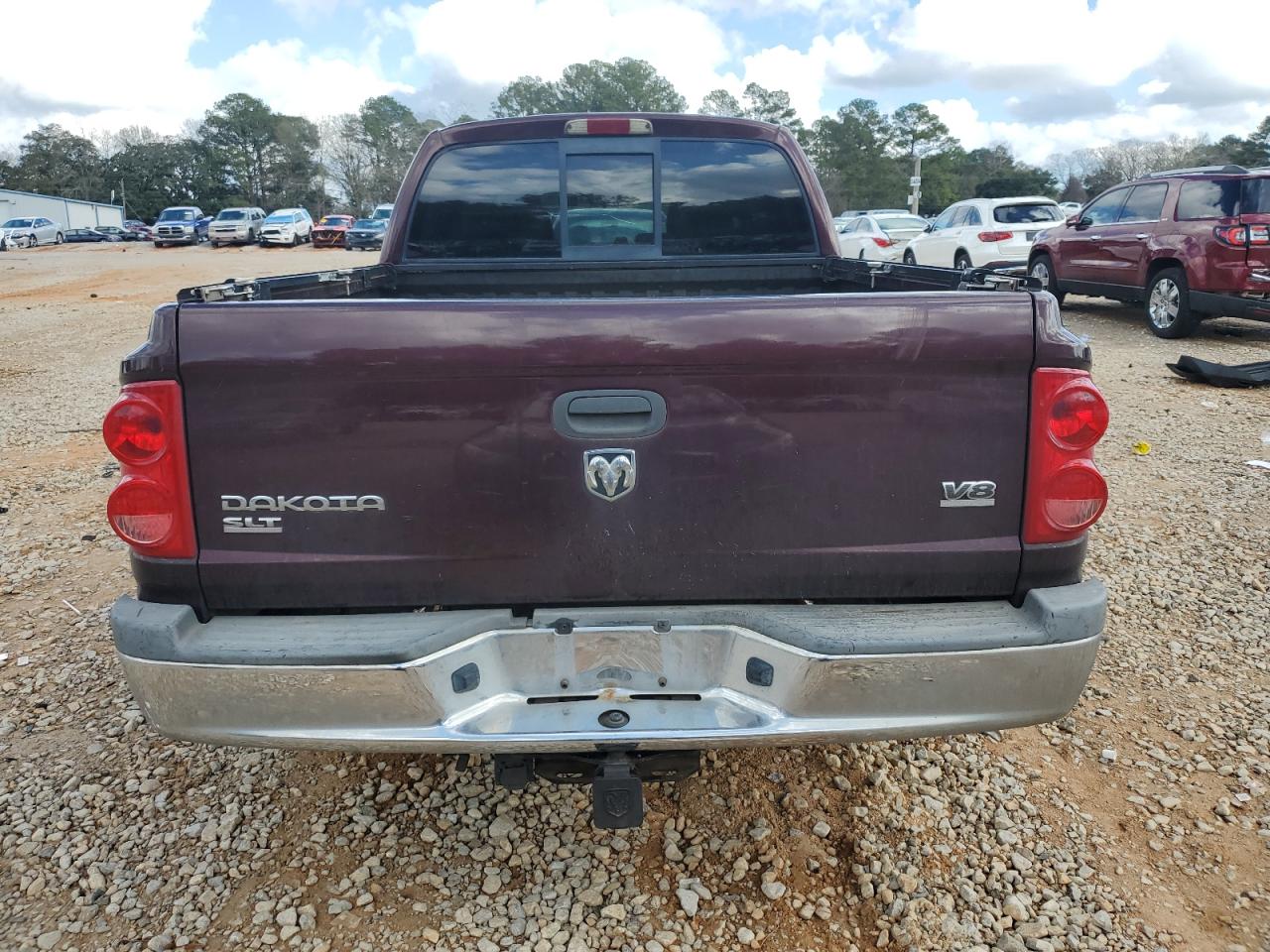 2005 Dodge Dakota - Image 6